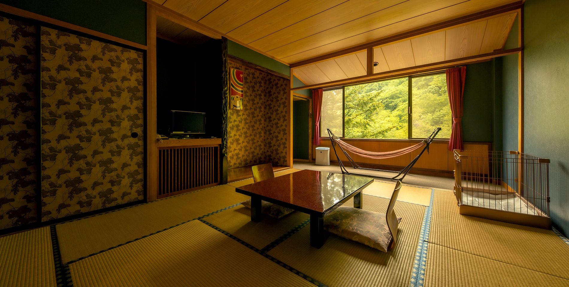 和室20畳(10畳+10畳)