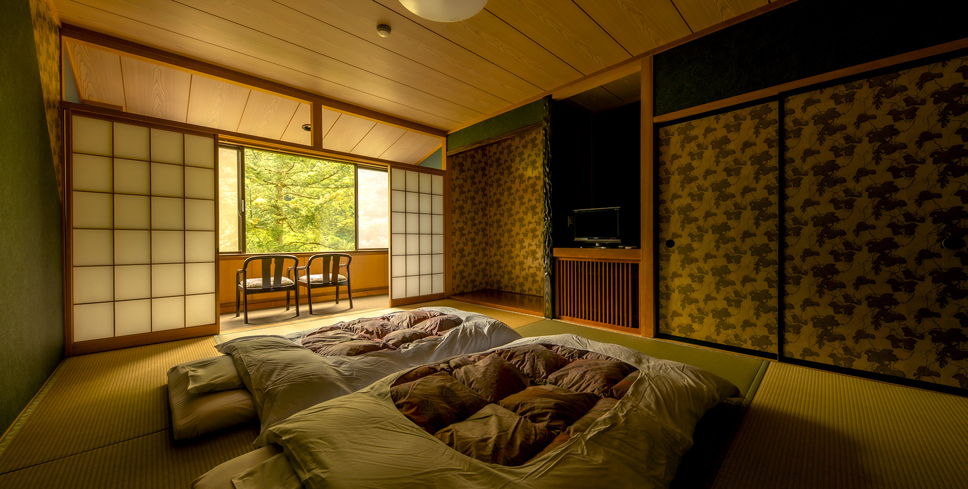 和室20畳(10畳+10畳)